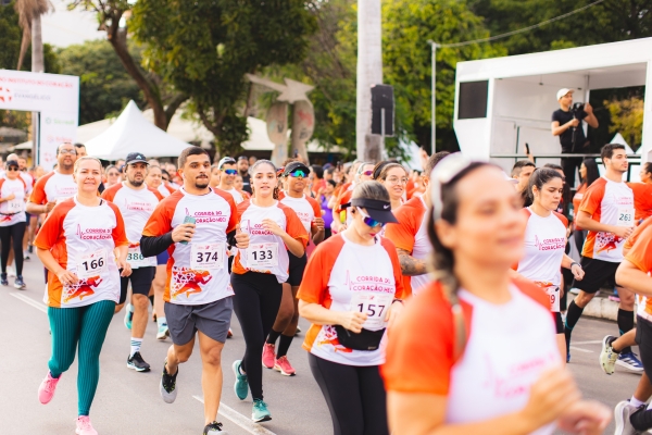 Hospital Evangélico realiza corrida com 1 mil atletas neste domingo