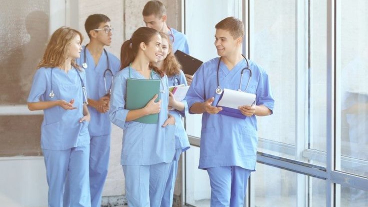Residência Uni e Multiprofissional